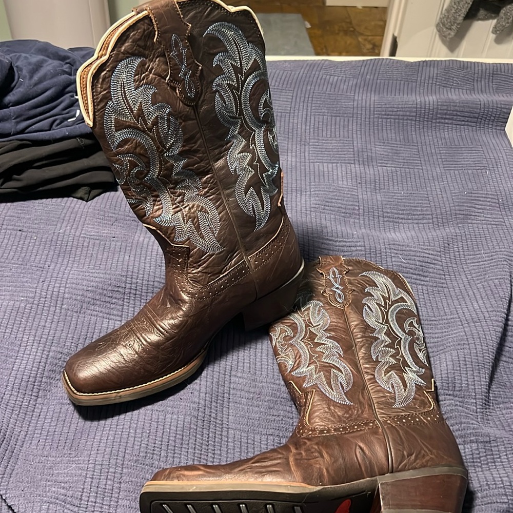 Justin Square Toe Cowgirl Boots